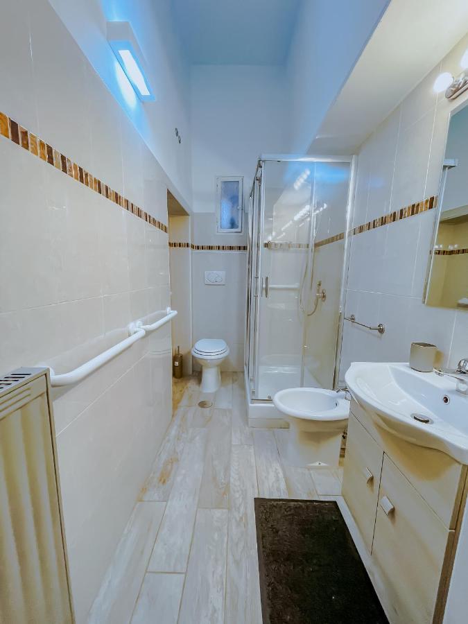 Appartamento Charme Retreat Boki Roma Esterno foto
